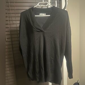 Two sweaters from Reitmans. Size is medium and large